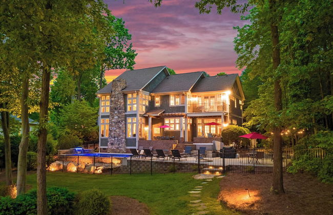 Boathouse Cove by Avantstay Pool + Swim Dock Hot Tub - Foto 2