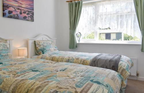 Rest-A-While - Photo 12