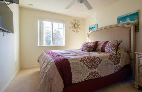 Luxurious With Privacy In 5 Bedroom With Private Pool By Florida Dream Homes - Foto 25