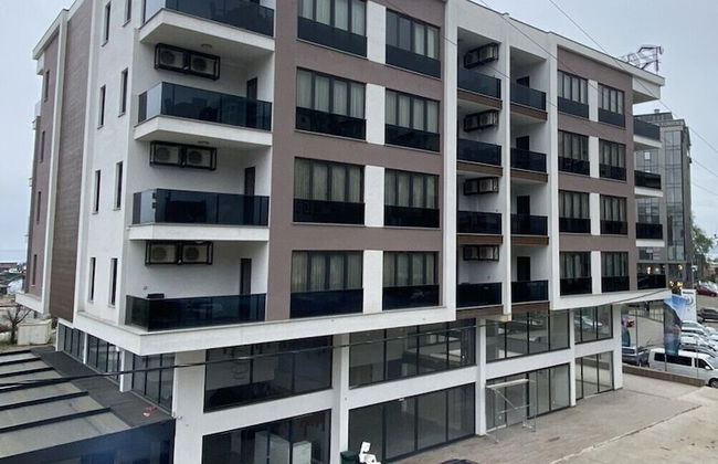 Rena Grand Residence & Suite - Photo 32