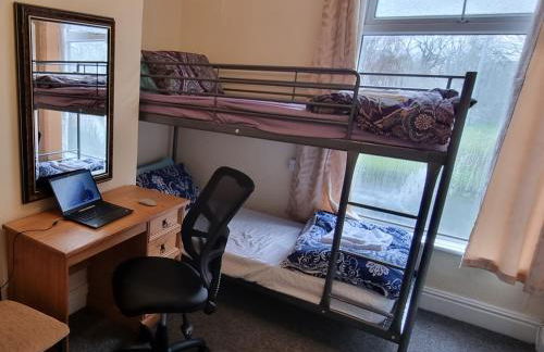 2 Bedroom Flat Free Parking Fast Wi-Fi Self Check-in Visit Manchester Oldham Bury - Foto 29