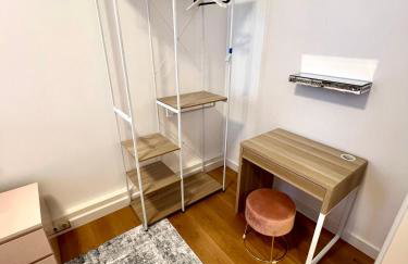 BIG New 7Rooms City Center APARTMENTS and Suites - Foto 9