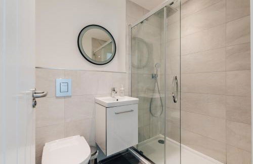 Redland Stay In Bespoke Home 2 of 2 - Foto 10