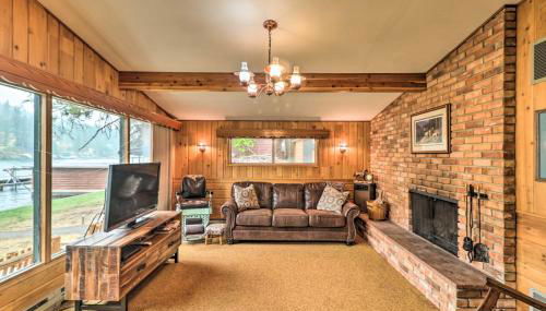 Flathead Lake Waterfront Cabin with Dock and Kayaks - Foto 3