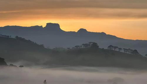 Hidromassagem, Varanda e Vista Pedra do baú - Foto 5