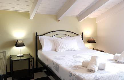 Stefanos Studios - Photo 59