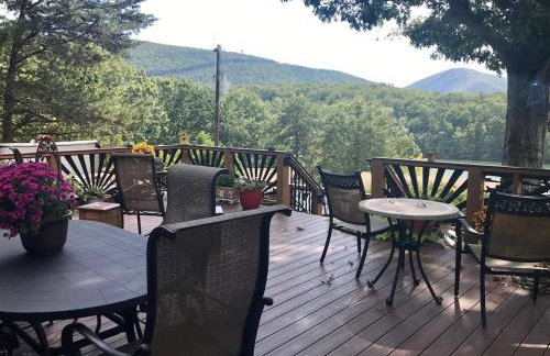 Lake Escape to an Elegant 4 Br Home - Foto 45