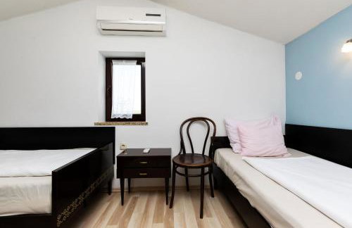 House Poljica with a pool - Foto 30