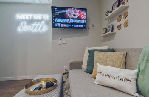 Travelers Dream, Walk to Space Needle, Firepit, cornhole - Foto 13