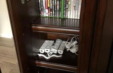 Terra House Tacoma - EV Power Station, Crib, Stroller, High Chair - Foto 27