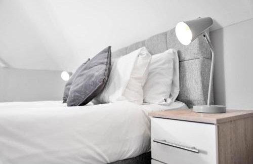 Grand 5 Bedrooms and 3 Bath Birmingham Home - Foto 51