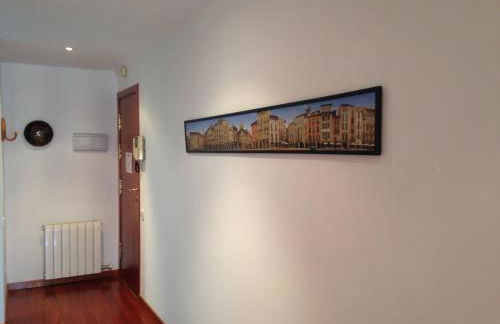 Apartaments Vicus 1 con vistas a la Plaza Mayor de Vic - Photo 15