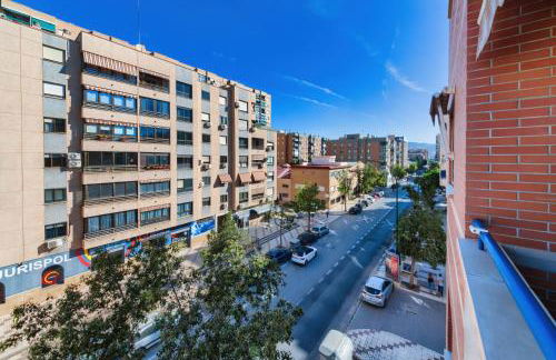 Holidays2Malaga Ayala 450 mts from beach & Terrace - Foto 9