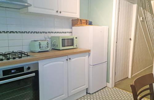 Hysryb Cottage - Photo 6