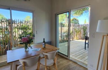 LesOyats33 - Maisonnette avec accès Piscine - Foto 9