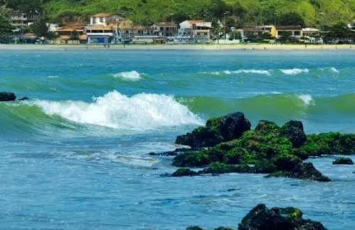 Casa na Praia e Rio - Foto 9