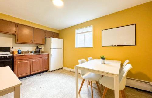 8 Large Apartments with 12 Bedrooms and Parking and WIFI - Foto 72