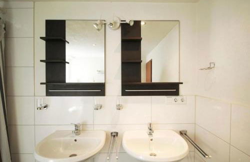 Monteurwohnung in Hohenstadt A8, ULM, GUENSTIG, WIFI, SMART TV - Foto 4