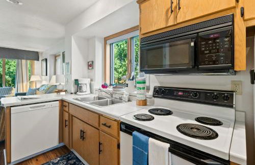 Holiday by the Bay Unit A-4 by Simple Life Rentals - Foto 4