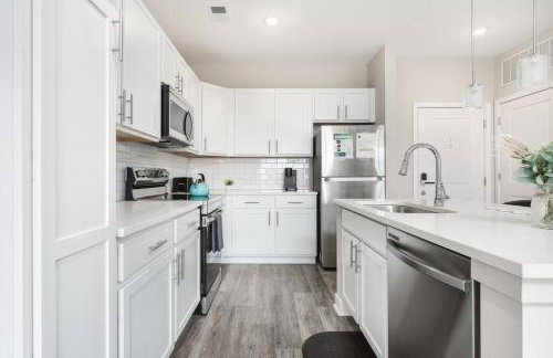 Serene 1BR Perfect Indy Stay - Foto 23