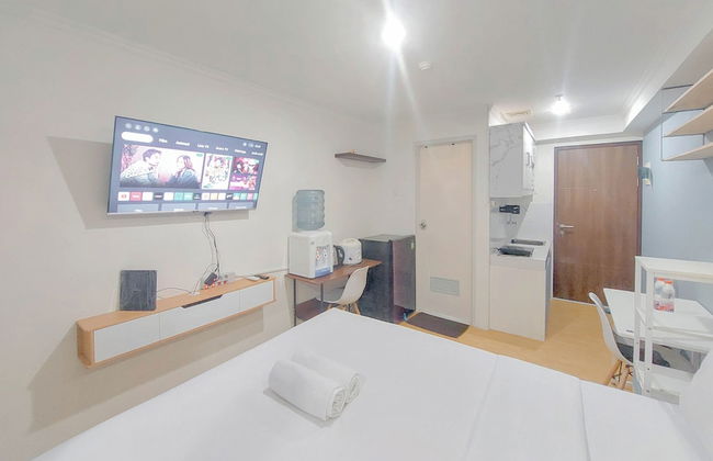 Homey And Elegant Studio At Apartment Sentraland Medan - Foto 10