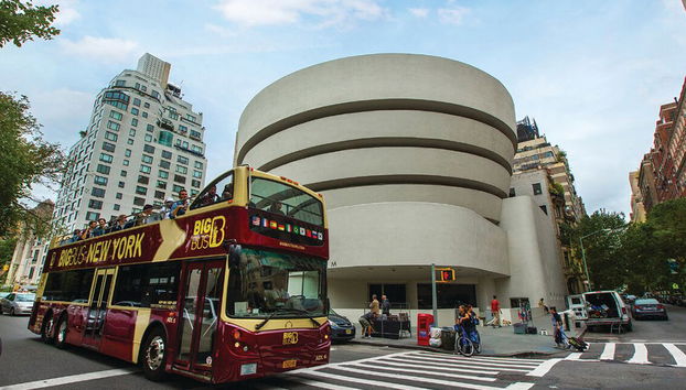 Big Bus New York Hop-On Hop-Off Tour - Photo 3