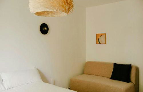 Designer House With Pool View In Saint Montan - Foto 25