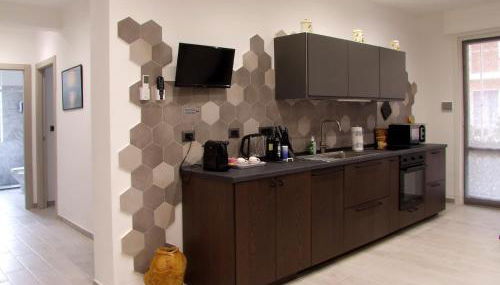 Titti's House 2 con pargheggio gratis in garage custodito o libero in strada - Foto 1