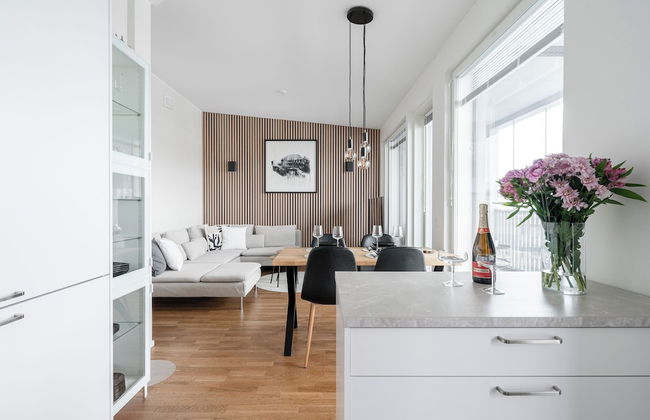 Luxurious 1BR Penthouse with Balcony - Foto 12