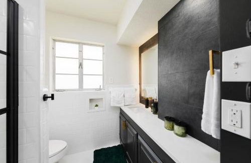 4 Bed sleeps 12 -Sea world-Six Flags-Down Town - Emerald Oasis - Foto 26