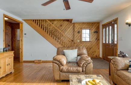 Scenic Catskills Retreat • Pool Hot Tub Game Room Lake Views Mountainview Estate by AvantStay - Foto 10