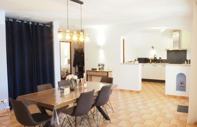 House in Vaison-la-romaine With Pool - Photo 15