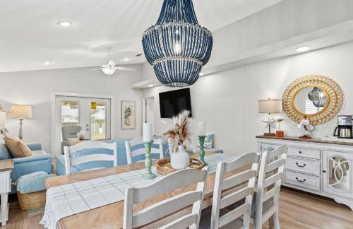 Sunshine House! 3BR 2BA Sleeps 9! Your Perfect Retreat for Comfort and Style - Foto 42