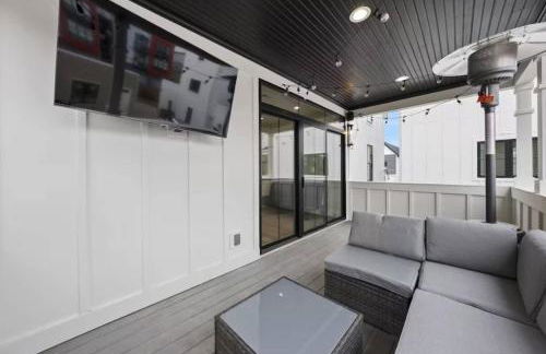 Jungle House Luxury Homes - Columbus Downtown Short North - Near Convention Center & Nationwide Arena - Sleeps up to 15 - Free Parking - Over 5,800 Five Stars - Foto 31