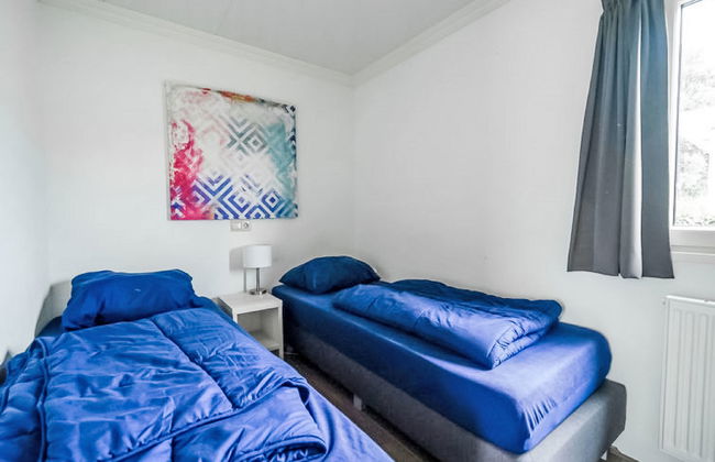 3 bedroom House in Dordrecht with swimming pool and terrace - Photo 9