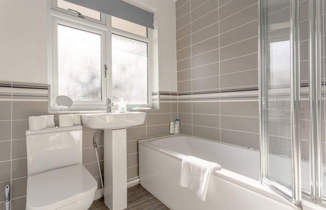 Modern 2 Bedroom Apartment in Morden - Foto 24