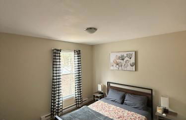 Spacious and tranquil 5br house in charming East Stroudsburg w game room, pets allowed - Foto 34