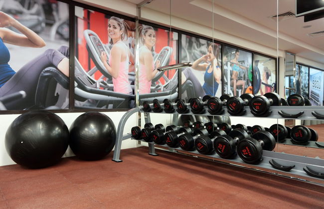 Spacious Marbella 2BR With Scenic Views - Photo 19