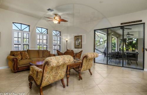 Imperial Paradise Naples - Photo 19