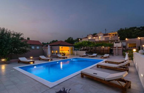 Amazing Apartment In Obrovac Sinjski - Foto 11