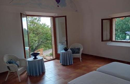 Spacious Villa for 6 - amazing pool and views - Foto 14