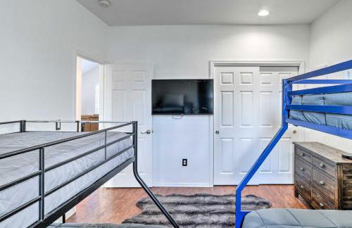 Alluring Home with Fire Pit Less Than half Mi to OIT! - Foto 21