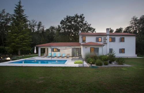 Villa Stepančić - large garden and heated pool - Foto 14