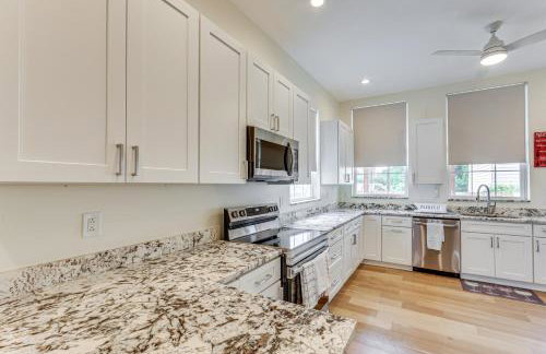 Modern Pittsburgh Home with Rooftop Deck and Backyard - Foto 9