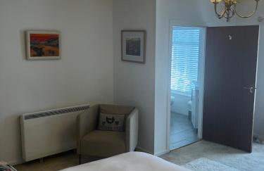 Watchmaker Cottage - Photo 10