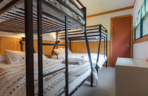 MtSnow , HotTub, Pool, Air Hockey,Ping Pong, Darts - Foto 42