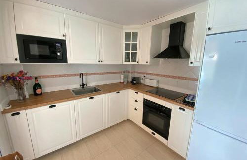1ªLínea-50m de playa-Reformado-BBQ privada-Vistas al mar-3 terrazas - Foto 12