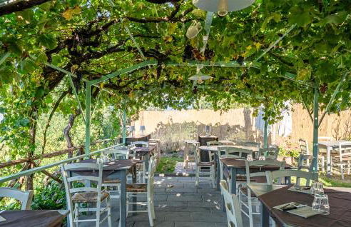 Amazing Apartment In Montecastelli Pisano With Wifi - Foto 5