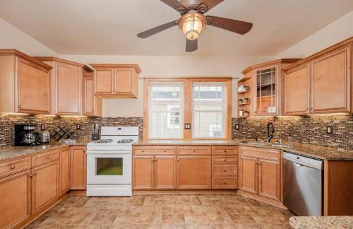 3 Bedroom Family Home - University of Oshkosh - Foto 6