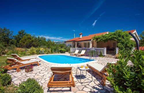 VILLA ANA - 3 bedroom villa with private pool and unspoiled natural environment - Photo 3